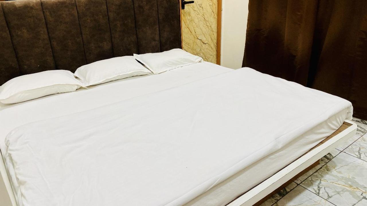 Hotel Malay Inn Ujjain Exterior photo